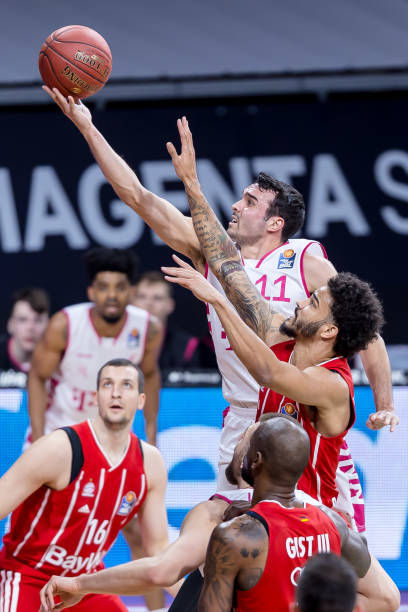 球中不慌不 球中不慌不