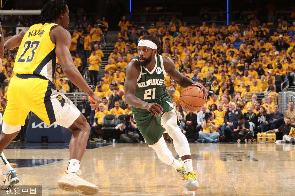 对后来球员 对后来球员