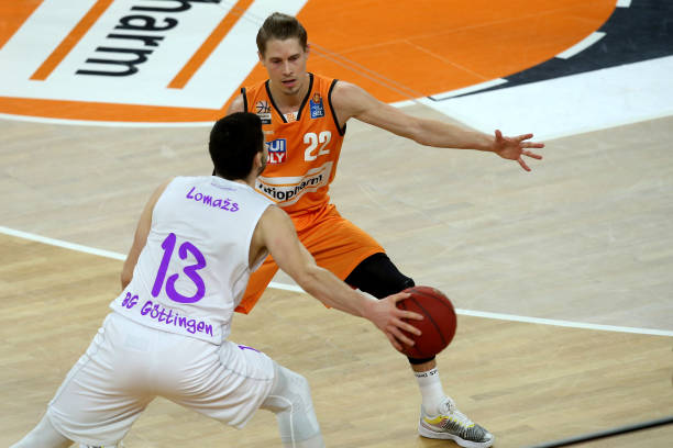 实现了大众 实现了大众